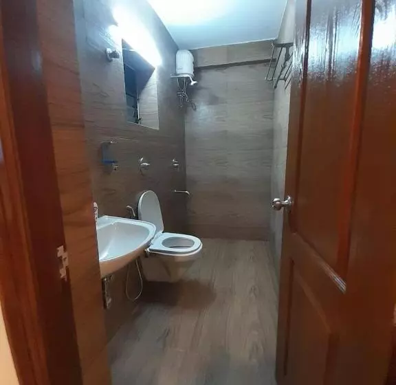 Super Hotel O Dabolim Near Goa International Airport