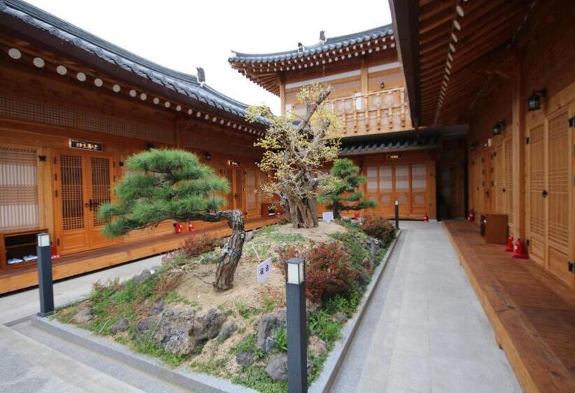 בית מלון כפרי Jb Tourist