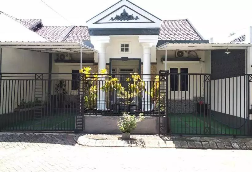 Hotelli Kalimaya Residence Syariah 2