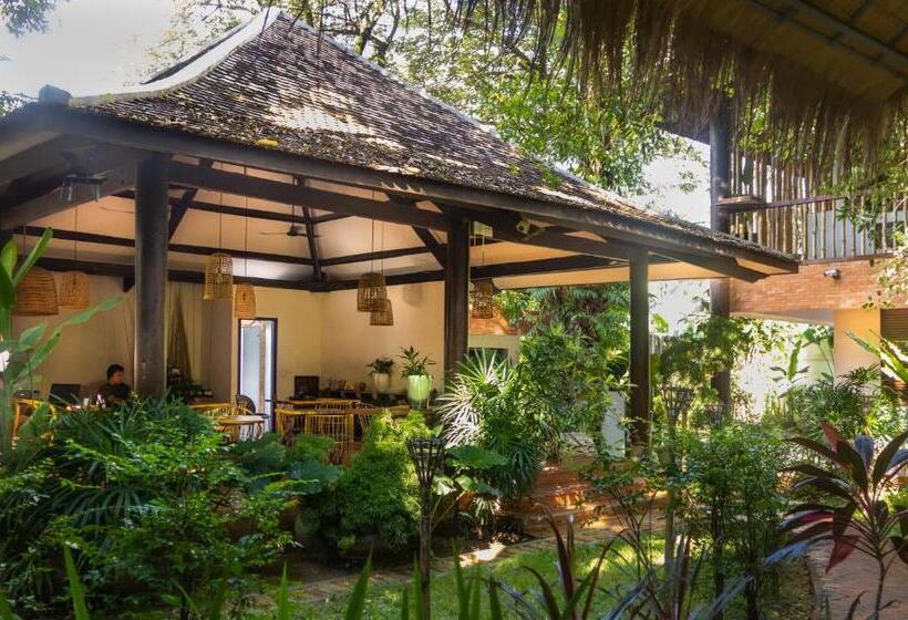 בית מלון כפרי La Bōhème Luxury Suites