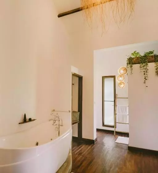 ホテル La Bōhème Luxury Suites