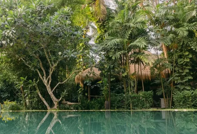 ホテル La Bōhème Luxury Suites