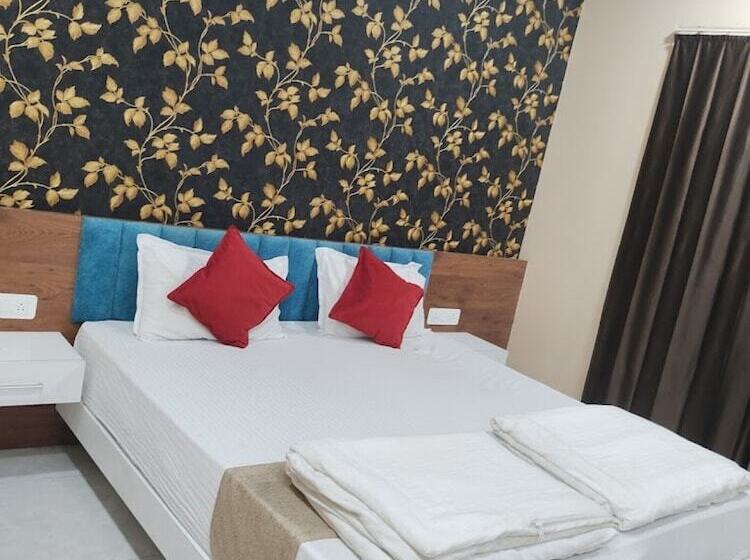 Hotel Meer Residency