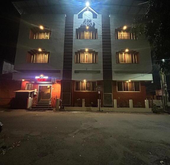 Hotel Prabha