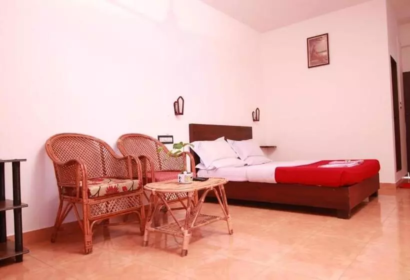 ホテル Rays Inn Thekkady