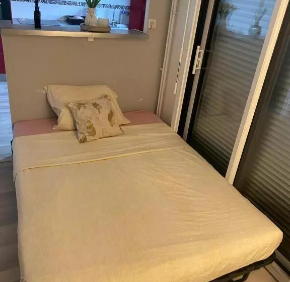 ペンション Chambres D Hôtes Kennedy, Villejean
