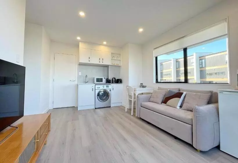 ペンション Great Value 1b1b Studio In Sandringham   Private Entrance, Close To City, Heat Pump, Netfilx