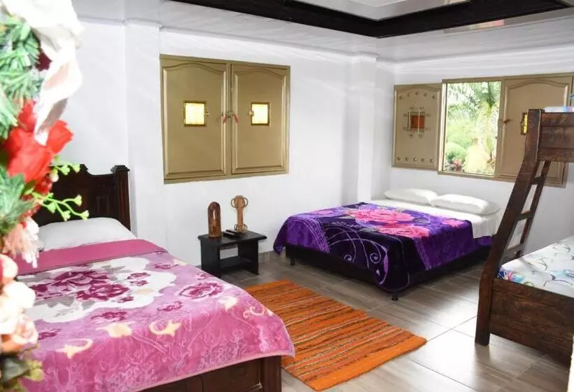 Majatalo Hostal Campestre Rancho Jr