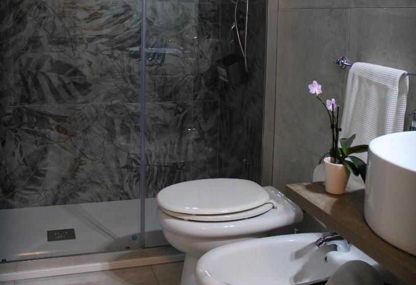 פנסיון Vicoletto Fiorito