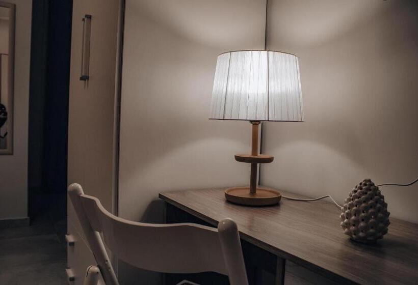 פנסיון Vicoletto Fiorito