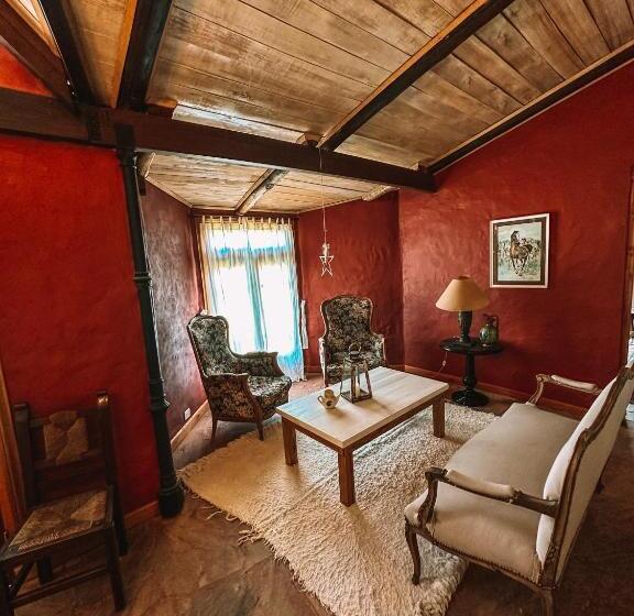 Bed and Breakfast Estancia La Aida