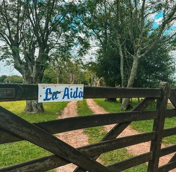 Bed and Breakfast Estancia La Aida