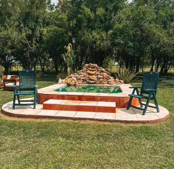 Bed and Breakfast Estancia La Aida