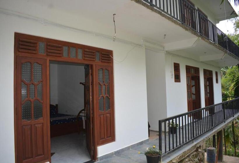 Aamiaismajoitus (B&B) Four Nine Ella