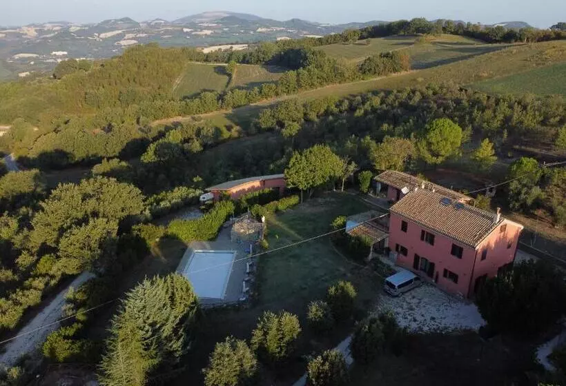 ホテル Agriturismo Merlino