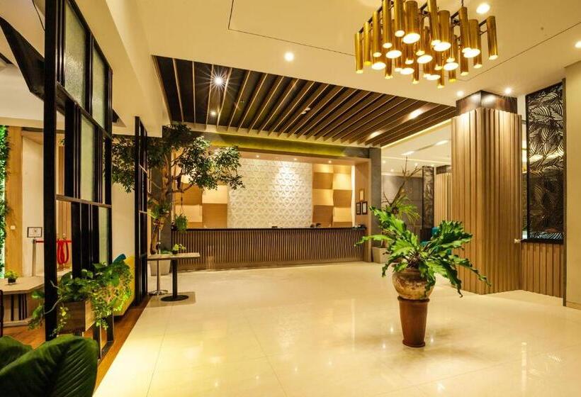 Отель Amani Suite And Apartment Zn41