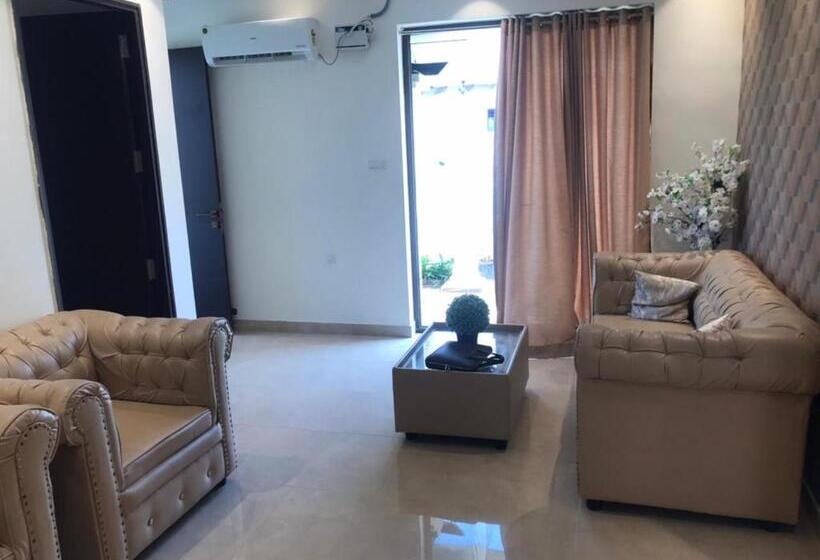 בית מלון כפרי Atlantiš Blu Inn