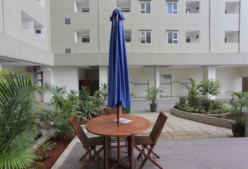 בית מלון כפרי Aurora Rooms @ Apartemen Loftvilles City