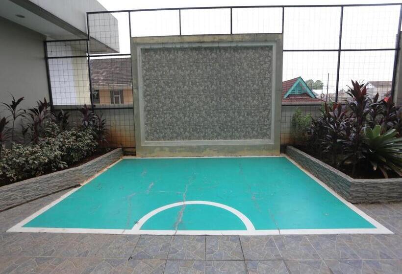 בית מלון כפרי Aurora Rooms @ Apartemen Loftvilles City