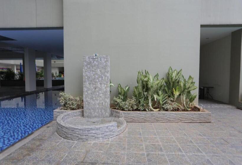 בית מלון כפרי Aurora Rooms @ Apartemen Loftvilles City