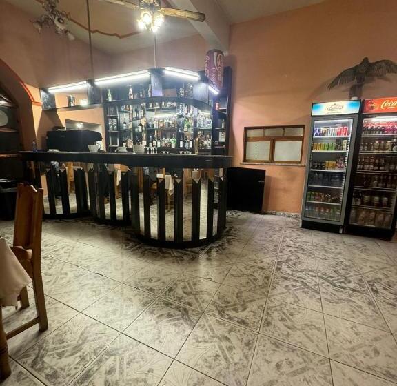 בית מלון כפרי Bar Restorant Fresku