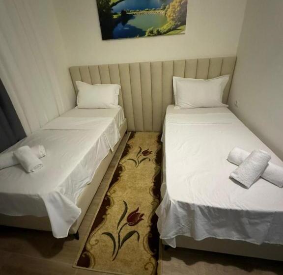 בית מלון כפרי Bar Restorant Fresku