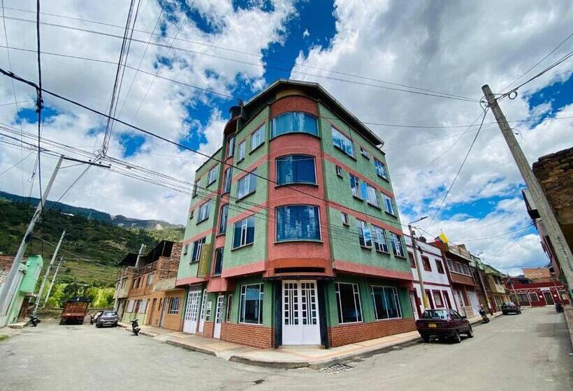 בית מלון כפרי La Herradura