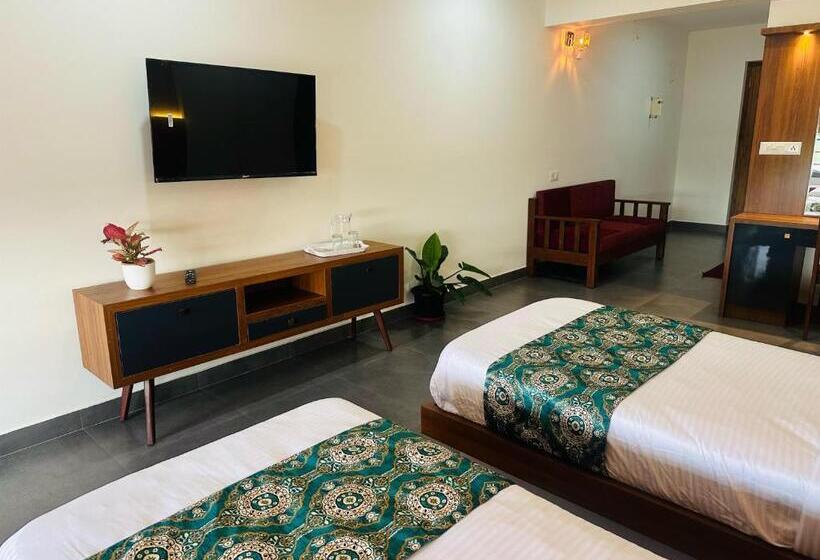 בית מלון כפרי Mary Land Residency