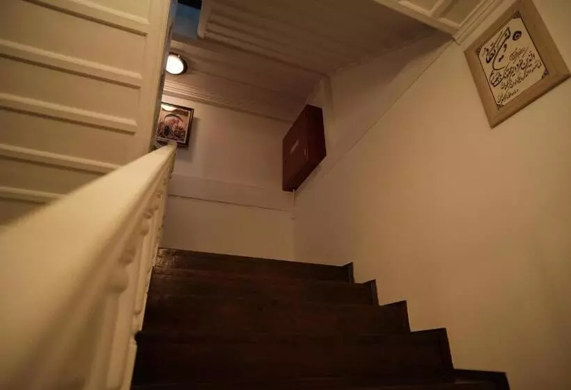 هتل Meci̇t Kaptan Konaği