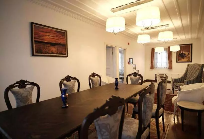 هتل Meci̇t Kaptan Konaği