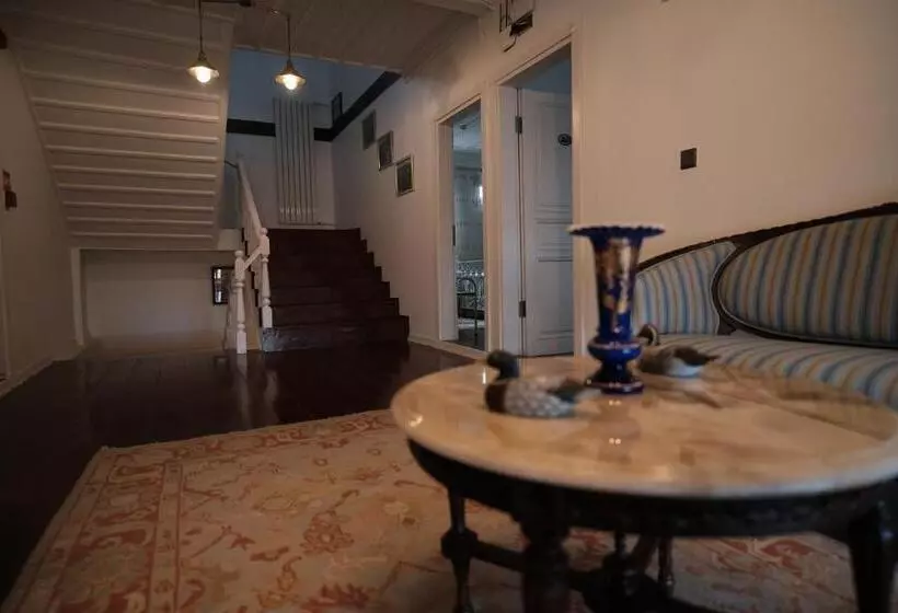 هتل Meci̇t Kaptan Konaği