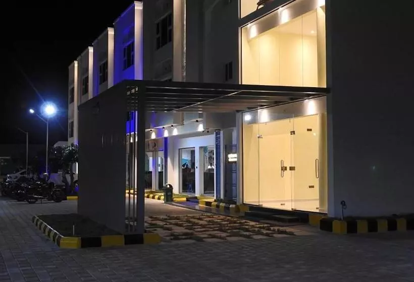 Hotelli Nueva Boarding And Lodging