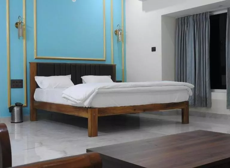 Hotelli Nueva Boarding And Lodging