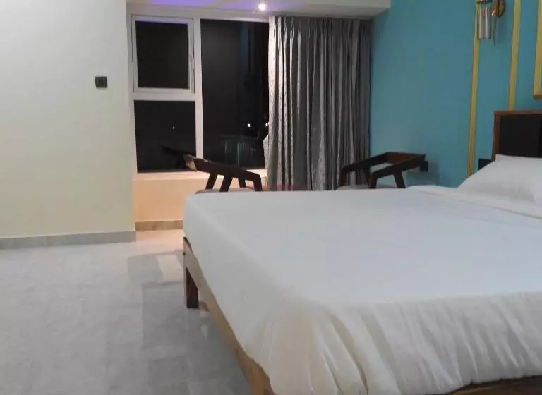 Hotelli Nueva Boarding And Lodging