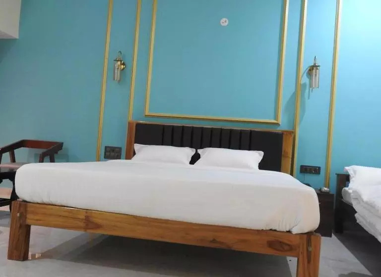 Hotelli Nueva Boarding And Lodging