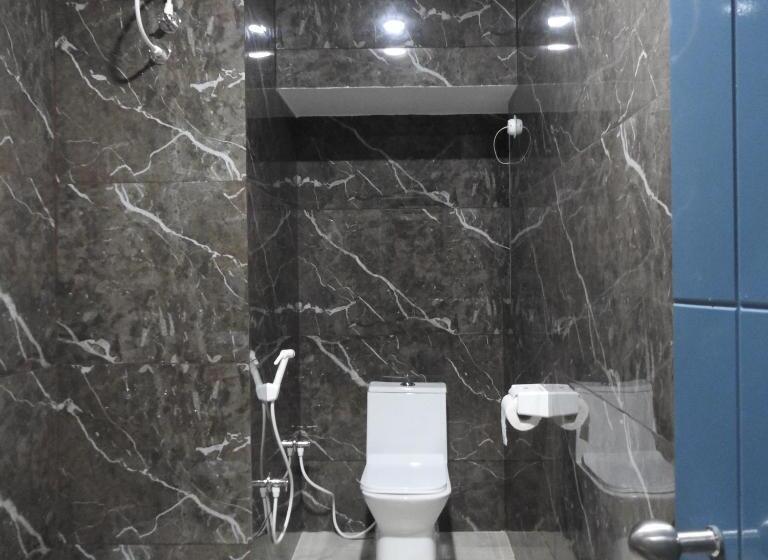 酒店 Nueva Boarding And Lodging