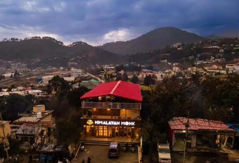 Hotelli The Himalayan Stays Nainital
