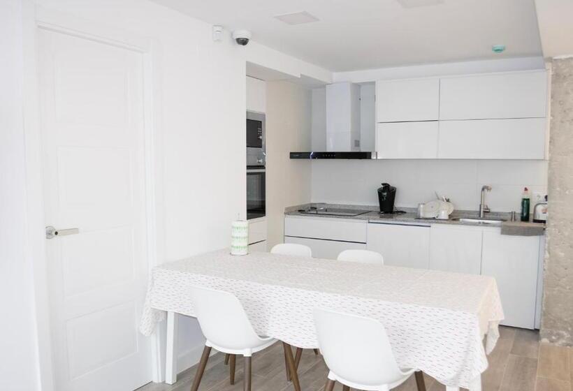 بنسيون Deluxe A2 Centro Pozuelo De Alarcón