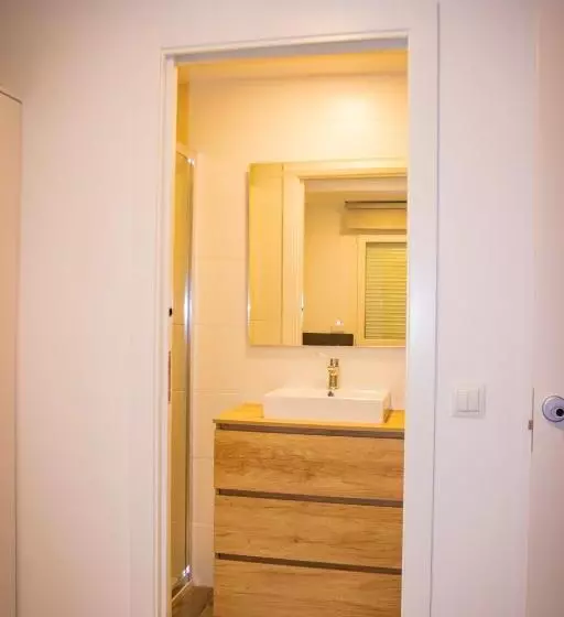 Majatalo Deluxe A2 Centro Pozuelo De Alarcón