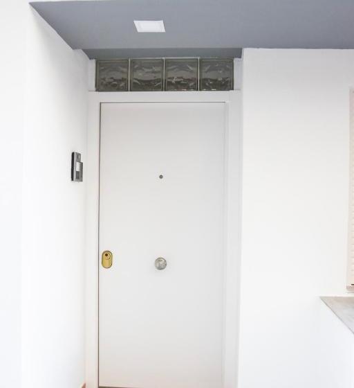 بنسيون Deluxe A2 Centro Pozuelo De Alarcón