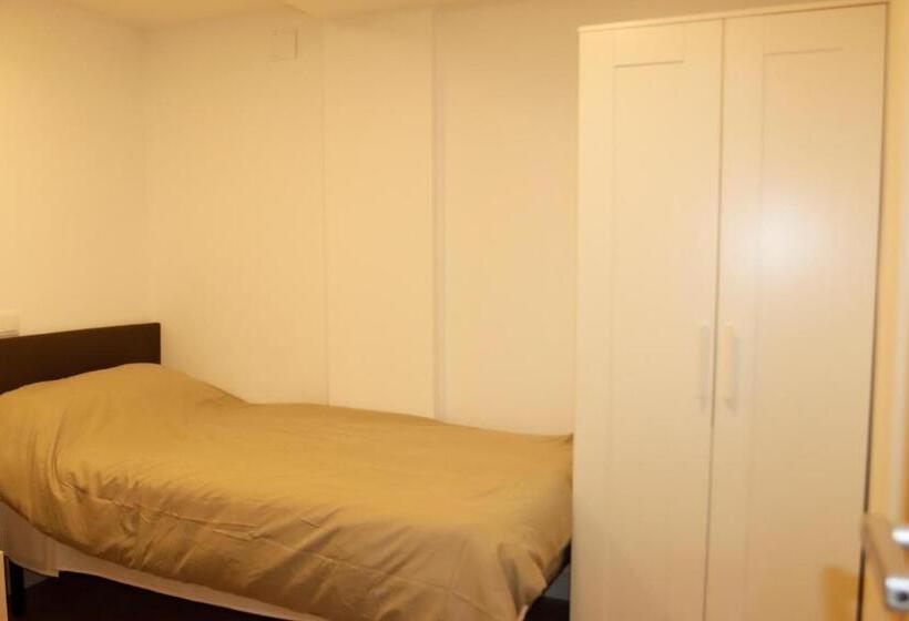 بنسيون Deluxe A2 Centro Pozuelo De Alarcón