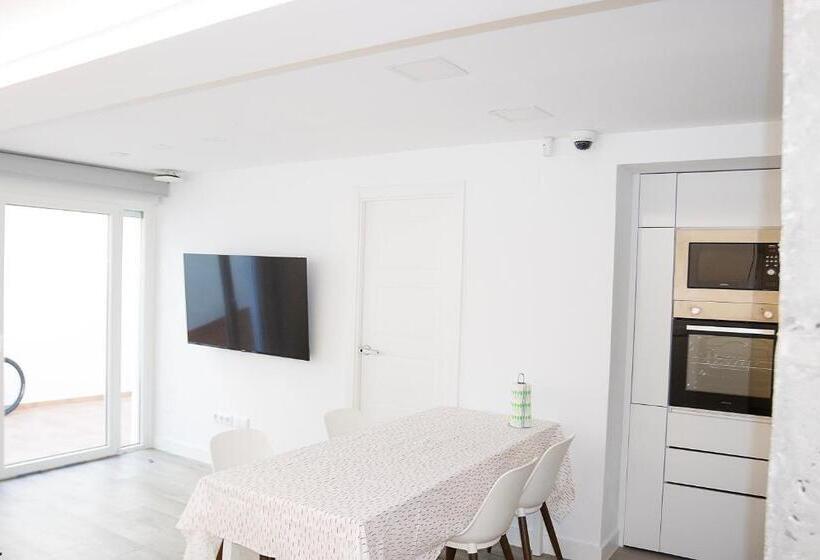 بنسيون Deluxe A2 Centro Pozuelo De Alarcón