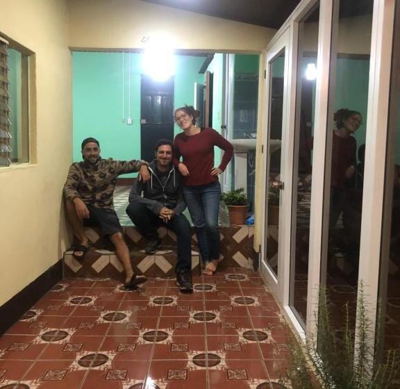 پانسیون Hostal Sanjuanerita