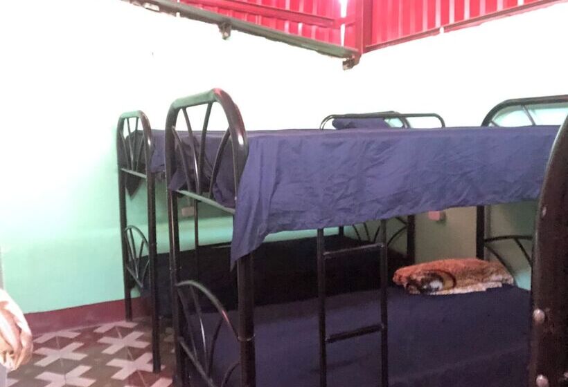 پانسیون Hostal Sanjuanerita