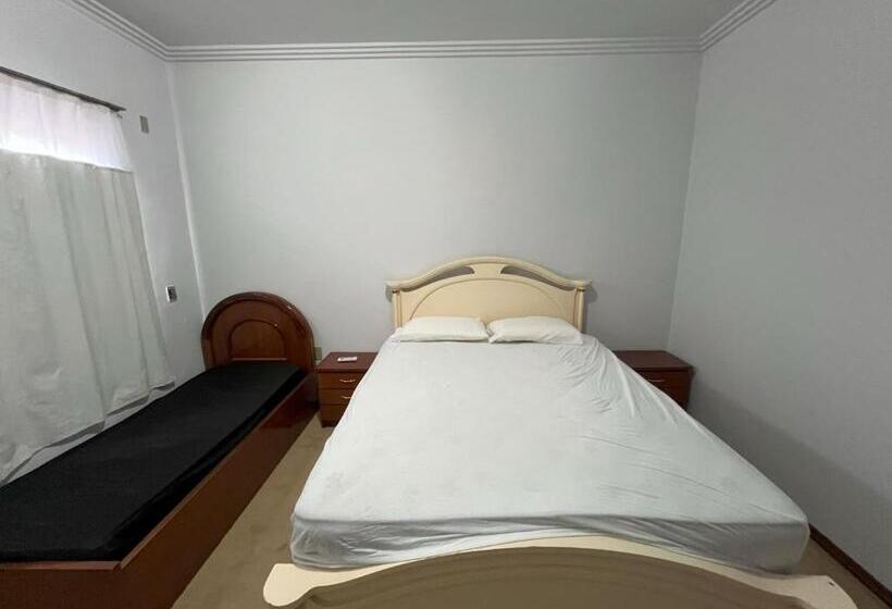 Pensiune Quarto No Centro Com 2 Camas E Hidromassagem