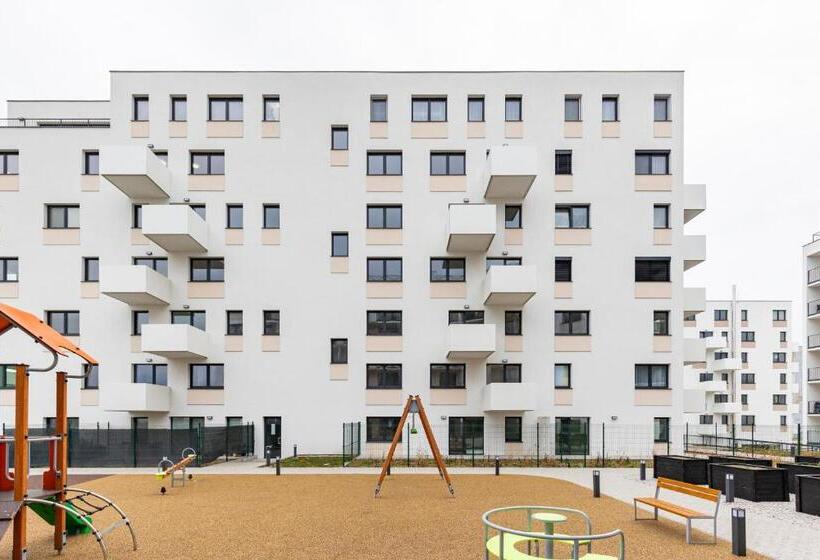 Pensjonat Sunny Haven: Modern 2br,garage, Wifi,stream