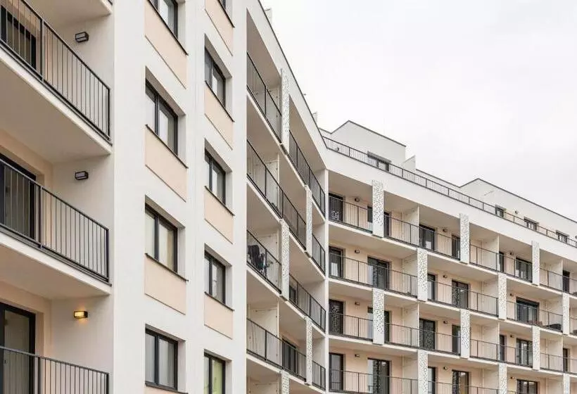 پانسیون Sunny Haven: Modern 2br,garage, Wifi,stream