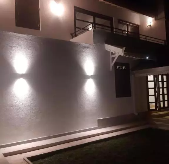 Majatalo Thalpe Serenity Shore