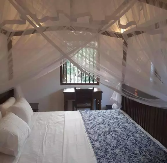 Majatalo Thalpe Serenity Shore