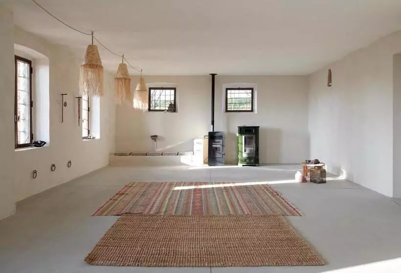 ベッドアンドブレックファースト Cascina Mima   Monferrato